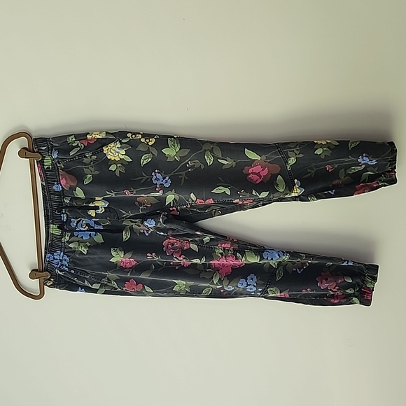 Pam & Gela Bohemian Black Floral Tapered Copped Jogger Relaxed Pants S - Picture 4 of 15